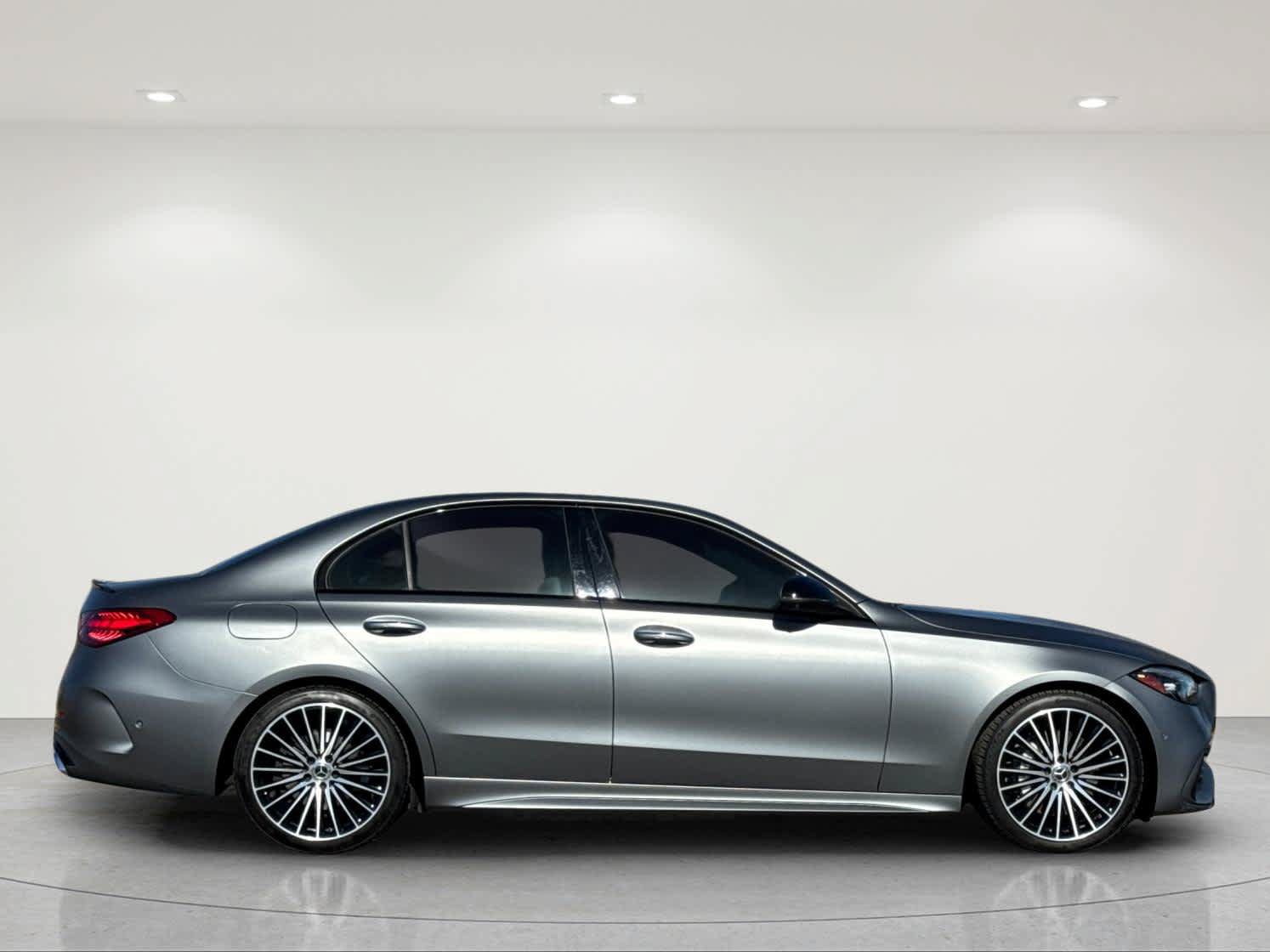 Used 2023 Mercedes-Benz C 300 Sedan image 7