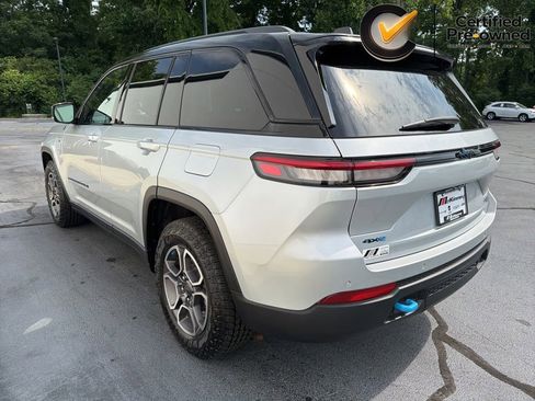 Certified 2022 Jeep Grand Cherokee Trailhawk AWD/4WD image 14