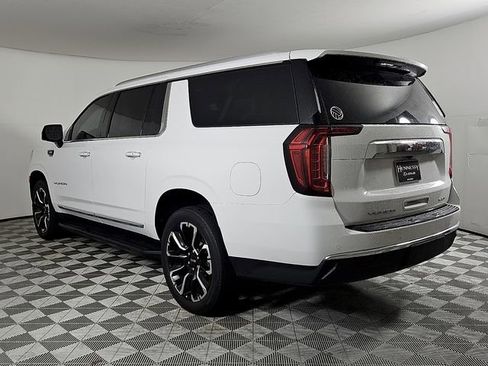 Used 2023 GMC Yukon XL SLT w/ SLT Premium Package RWD image 6