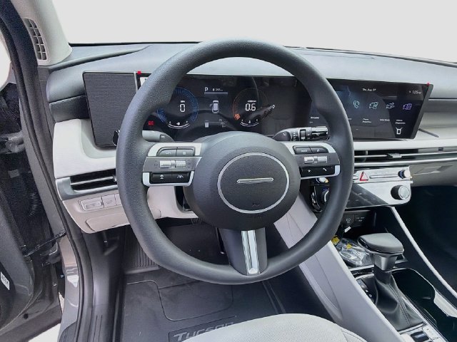 New 2026 Hyundai Tucson SEL Plus FWD image 11