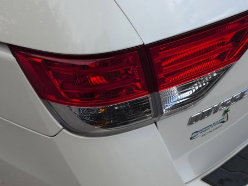 Used 2015 Honda Odyssey EX-L image 20