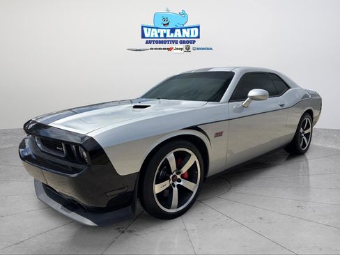 Used 2012 Dodge Challenger SRT8 w/ Premium Sound Group image 1