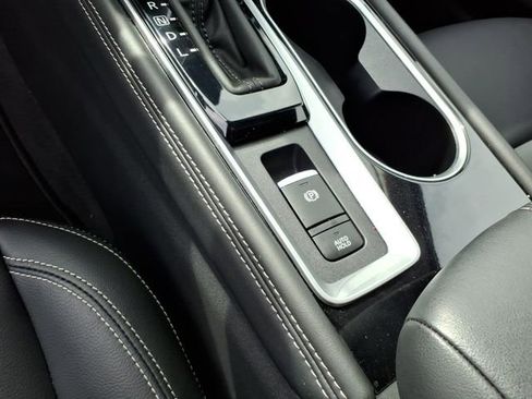 Certified 2025 Nissan Altima 2.5 SL AWD/4WD image 12