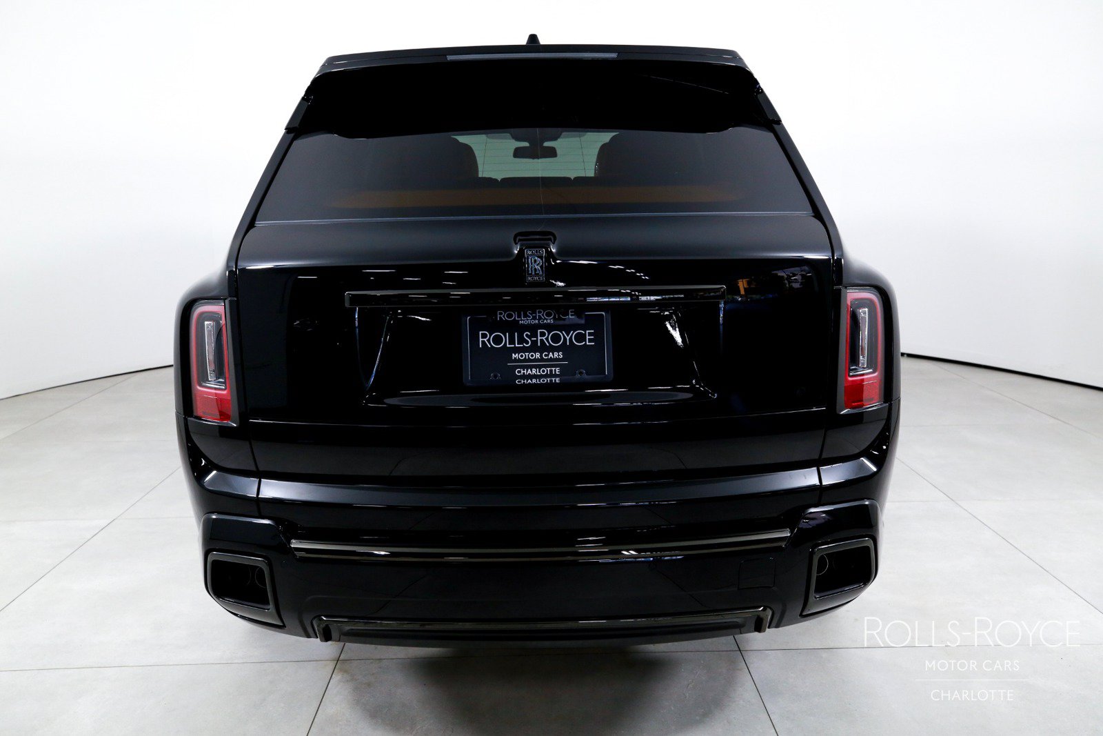 New 2027 Rolls-Royce Cullinan Black Badge AWD/4WD image 9