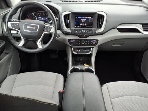 Used 2022 GMC Terrain SLE w/ Driver Convenience Package image 16