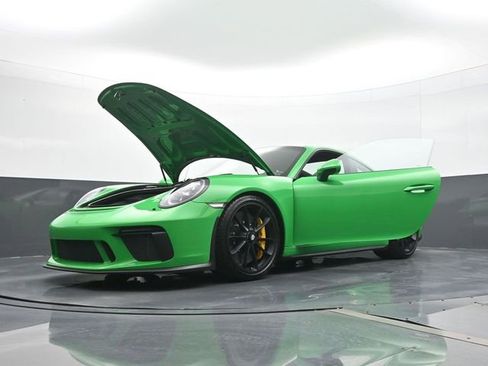 Used 2018 Porsche 911 GT3 RWD image 26