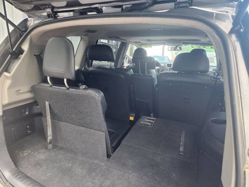 Used 2013 Toyota Highlander SE AWD/4WD image 15