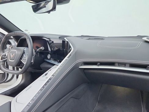 Used 2022 Chevrolet Corvette Stingray Preferred Conv w/ Chrome Exterior Badge Package image 25