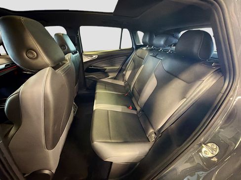 Used 2023 Volkswagen ID.4 Pro S image 30