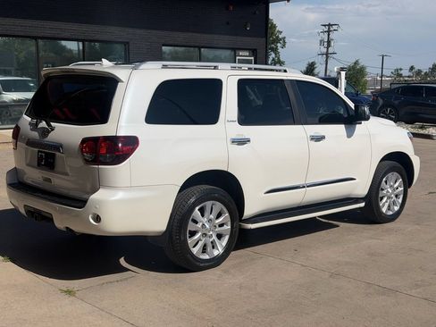 Used 2018 Toyota Sequoia Platinum AWD/4WD image 10