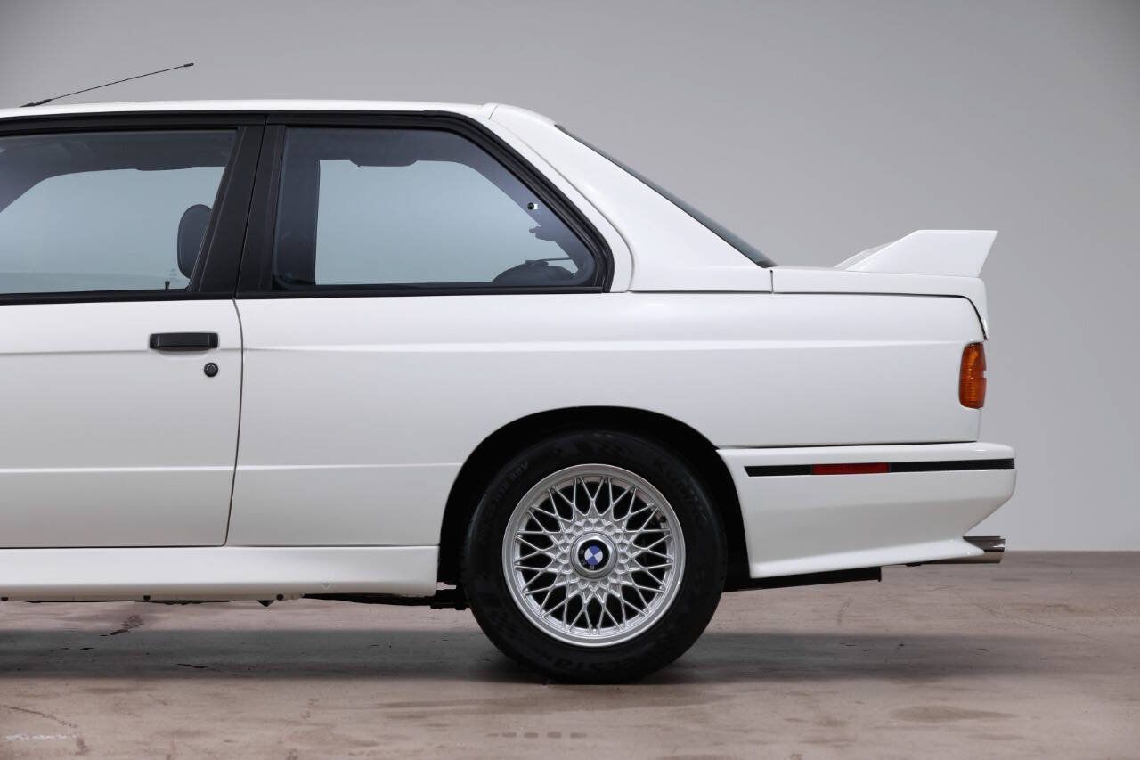 Used 1988 BMW M3 Coupe RWD image 44