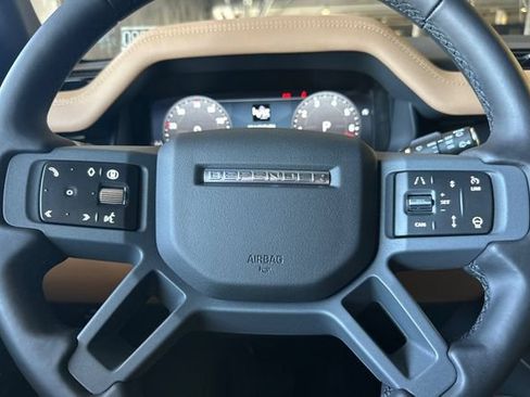Used 2026 Land Rover Defender 110 S AWD/4WD image 22