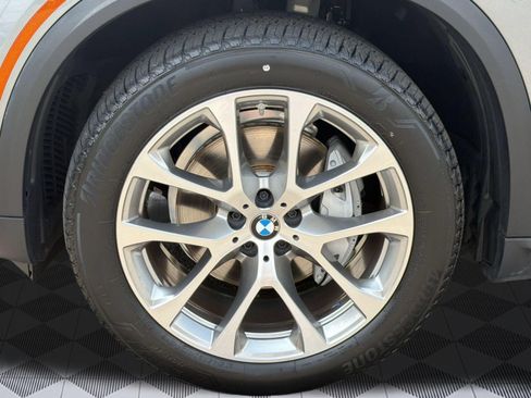 Certified 2024 BMW X5 xDrive40i w/ Parking Assistance Package AWD/4WD image 13