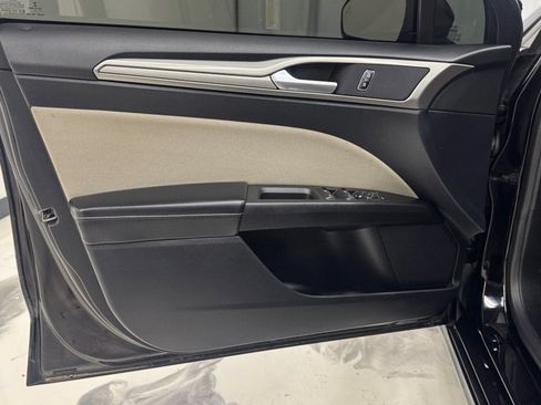 Used 2019 Ford Fusion S FWD image 14