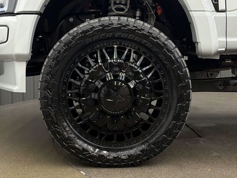 Used 2026 Ford F450 Platinum w/ Platinum Plus Package image 10
