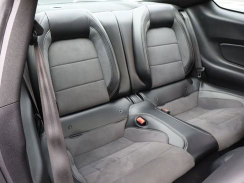 Used 2020 Ford Mustang Shelby GT350 w/ Technology Package image 33