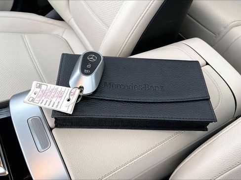 Used 2023 Mercedes-Benz GLC 300 4MATIC image 34