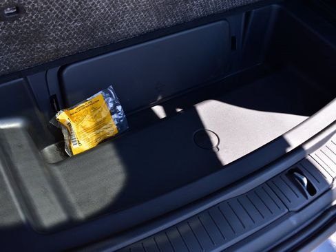 New 2025 Jeep Grand Cherokee L Altitude image 31