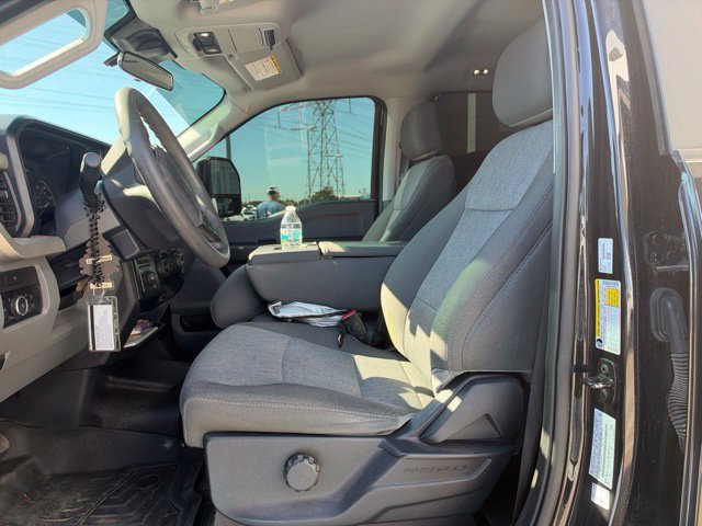 Used 2024 Ford F350 XL w/ 360-Degree Camera Package AWD/4WD image 8