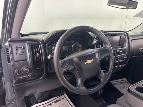 Used 2017 Chevrolet Silverado 1500 W/T AWD/4WD image 18
