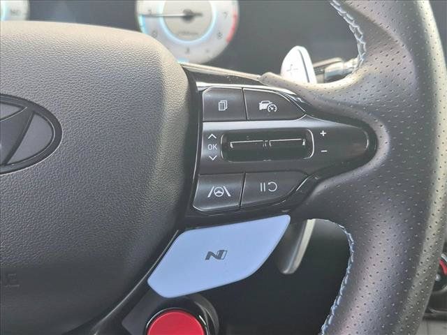 Used 2025 Hyundai Elantra N FWD image 11