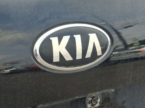 Used 2016 Kia Sorento FWD w/ LX Convenience Package image 29