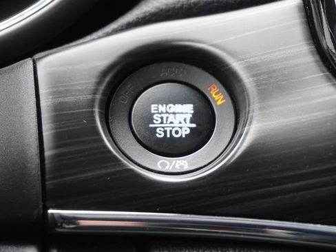 Used 2020 Jeep Grand Cherokee Limited image 26