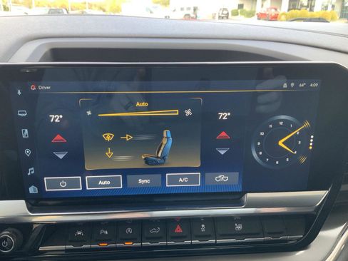 Used 2023 Chevrolet Silverado 1500 High Country image 49