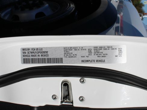 Used 2023 RAM 4500 SLT w/ Quick Order Package 2YG SLT image 43