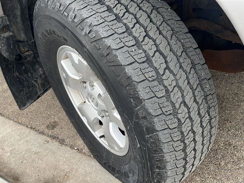 Used 2006 Toyota Tacoma 4x4 Access Cab V6 image 16