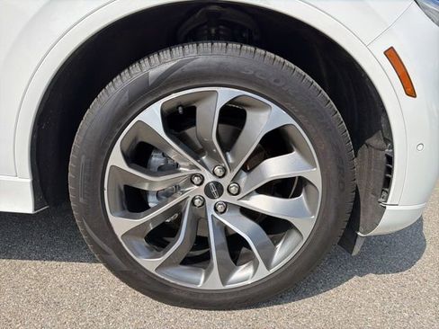 Used 2023 Lincoln Aviator Grand Touring w/ Equipment Group 301A AWD/4WD image 27