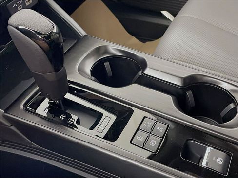 New 2026 Subaru Outback Limited XT AWD/4WD image 18