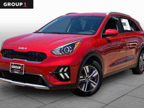 Used 2022 Kia Niro LXS FWD image 1