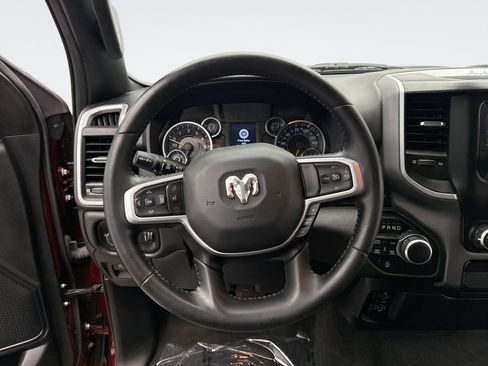 Used 2022 RAM 1500 Big Horn AWD/4WD image 12