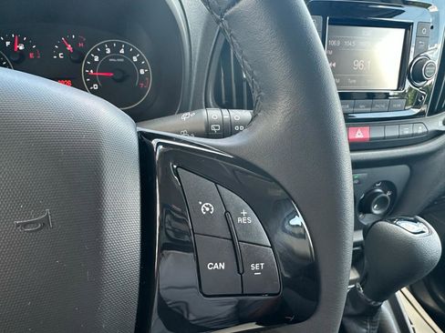 Used 2022 RAM ProMaster City Tradesman image 11