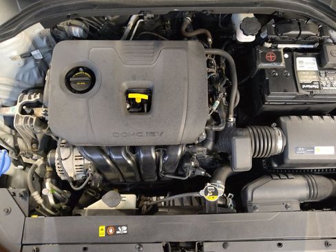 Used 2019 Hyundai Elantra Value Edition FWD image 30