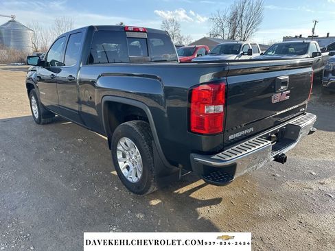 Used 2017 GMC Sierra 1500 SLE w/ SLE Value Package image 3