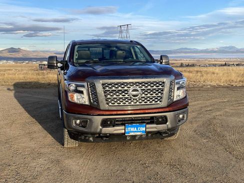Used 2018 Nissan Titan Platinum Reserve w/ Platinum Utility Package image 13