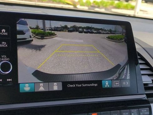 New 2026 Honda Odyssey Touring image 19