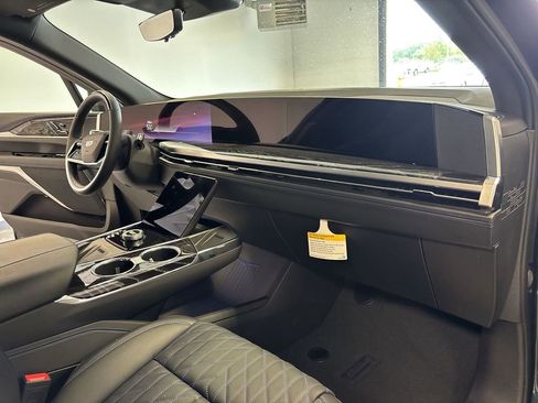 New 2025 Cadillac Escalade IQ Sport 1 image 38