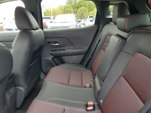 New 2026 Nissan Kicks SR w/ Illumination Package FWD image 11