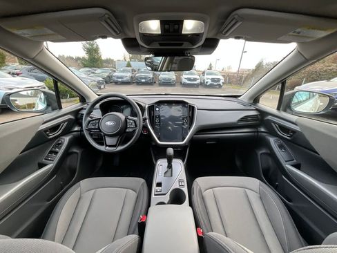 Used 2025 Subaru Crosstrek 2.0i Premium image 16