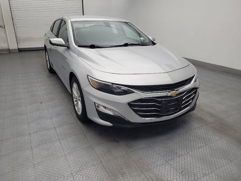 Used 2022 Chevrolet Malibu LT FWD image 13