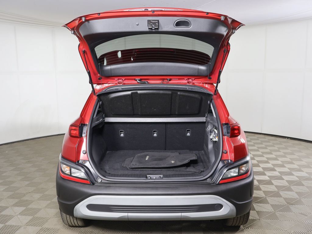 Certified 2023 Hyundai Kona SEL w/ Convenience Package AWD/4WD image 16