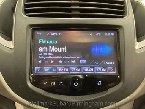 Used 2015 Chevrolet Trax LT w/ LT Sun and Sound Package image 17