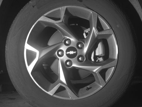 Used 2025 Chevrolet Trax LT w/ LT Convenience Package image 13