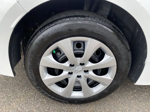 Used 2024 Toyota Corolla LE FWD image 16