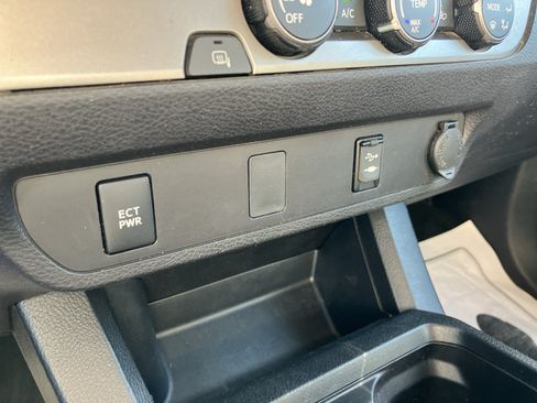 Used 2019 Toyota Tacoma SR w/ SX Package RWD image 30