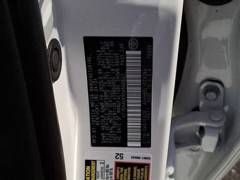 Certified 2025 Toyota Camry SE w/ Convenience Package image 27