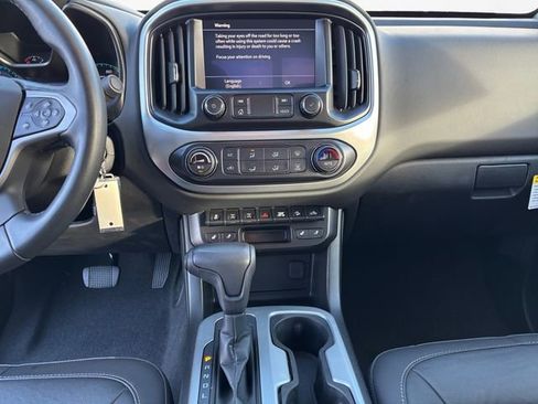 Used 2021 Chevrolet Colorado ZR2 image 11